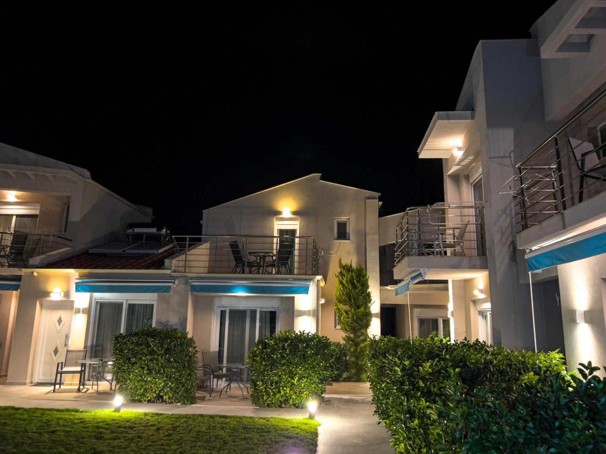 Yalos Beach Maisonettes 스칼라소티로스 외부 사진