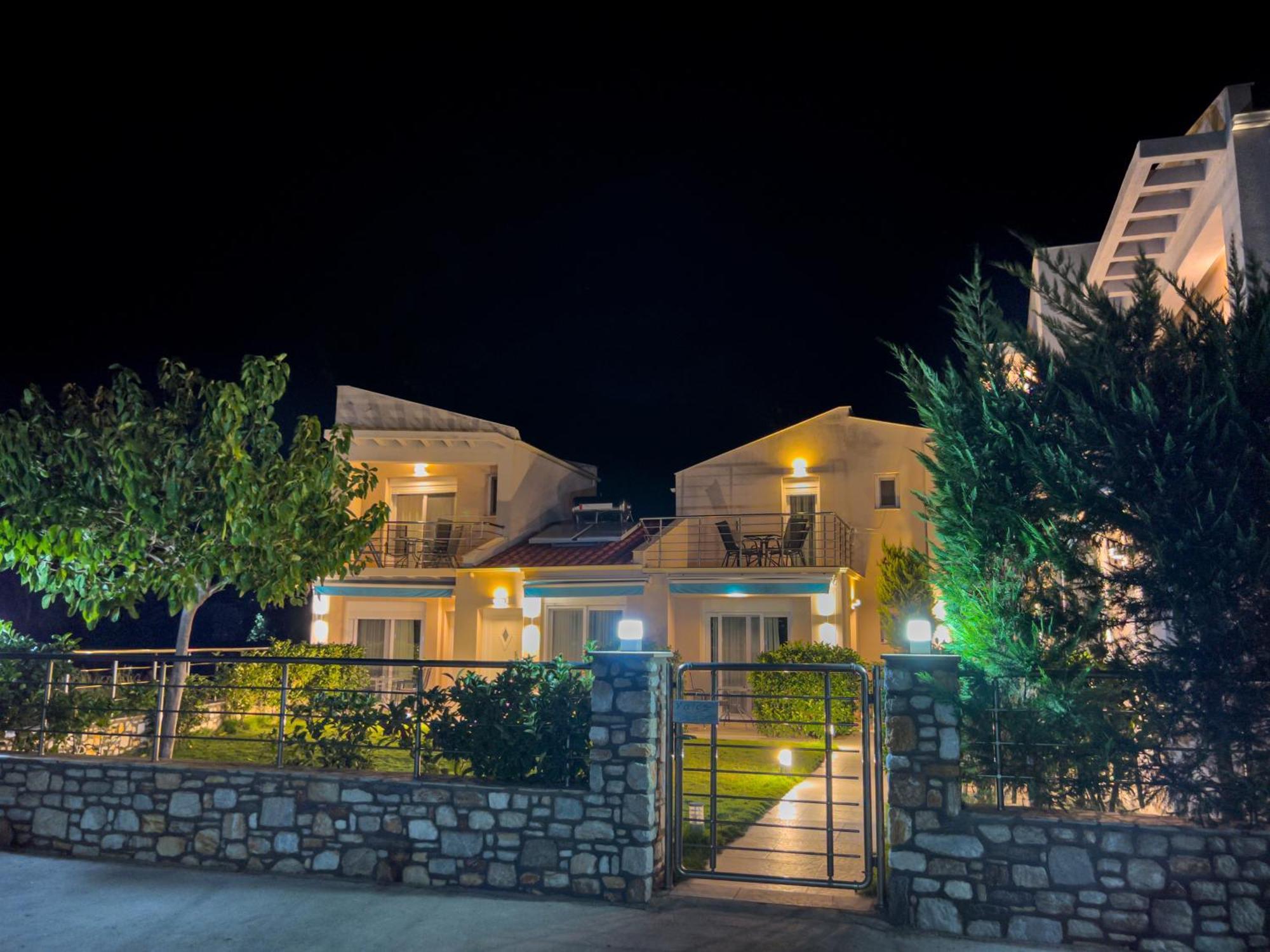 Yalos Beach Maisonettes 스칼라소티로스 외부 사진