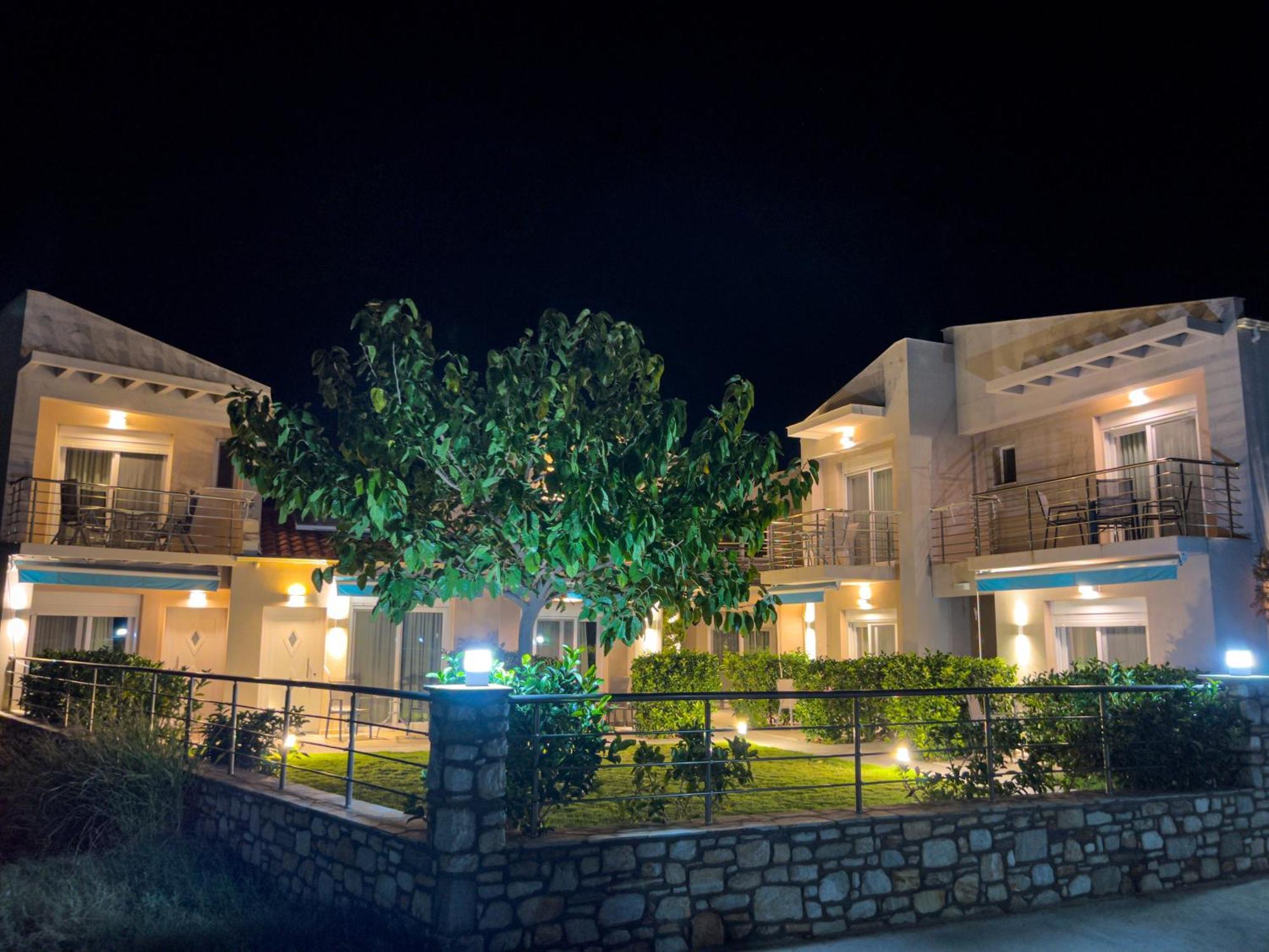 Yalos Beach Maisonettes 스칼라소티로스 외부 사진