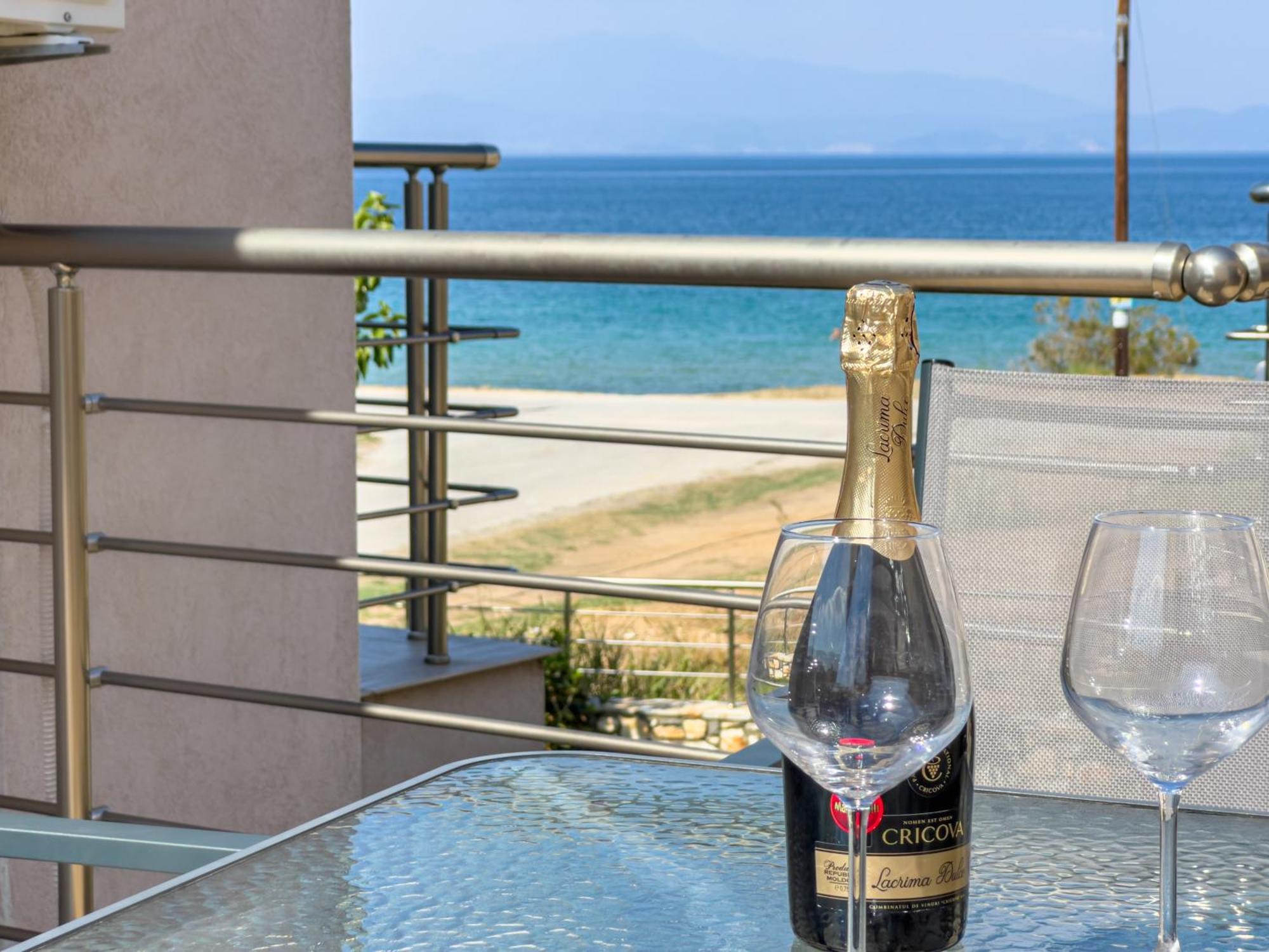 Yalos Beach Maisonettes 스칼라소티로스 외부 사진