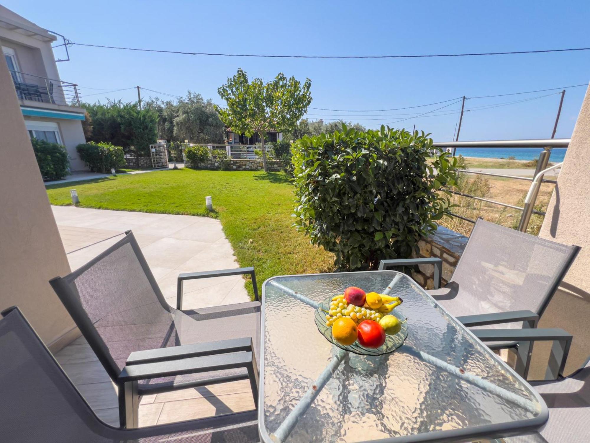 Yalos Beach Maisonettes 스칼라소티로스 외부 사진